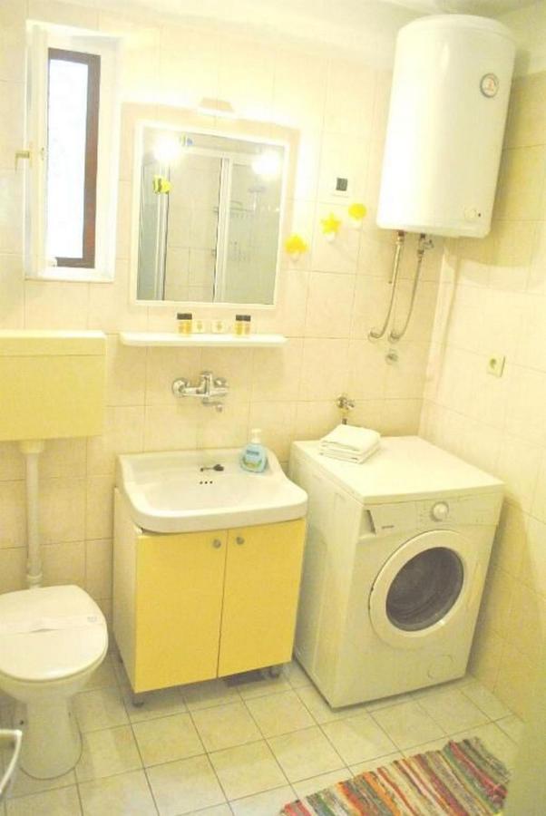 Apartment Vicko オミシュ エクステリア 写真